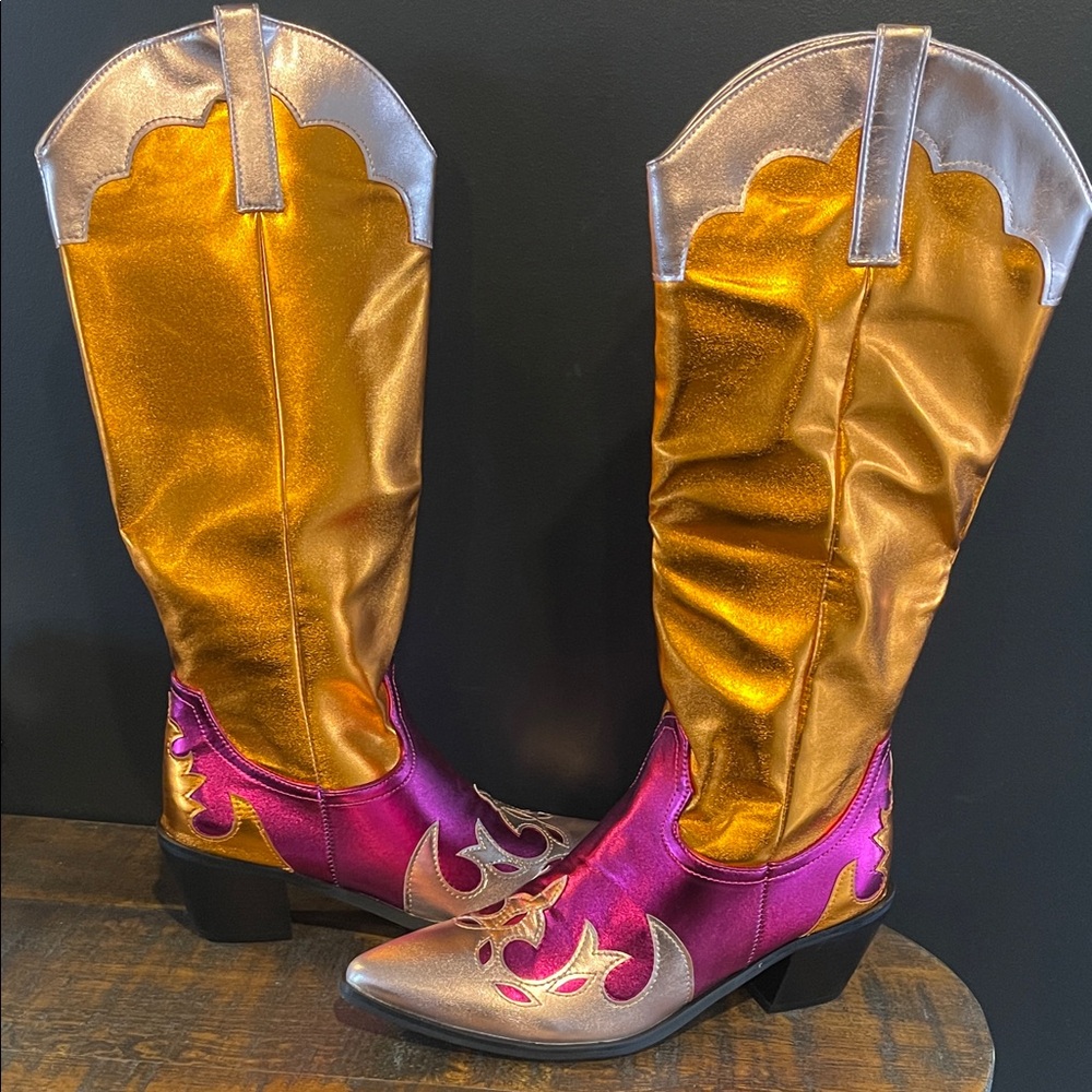 Cowboy Boots Size 7.5 US - Picture 8 of 11